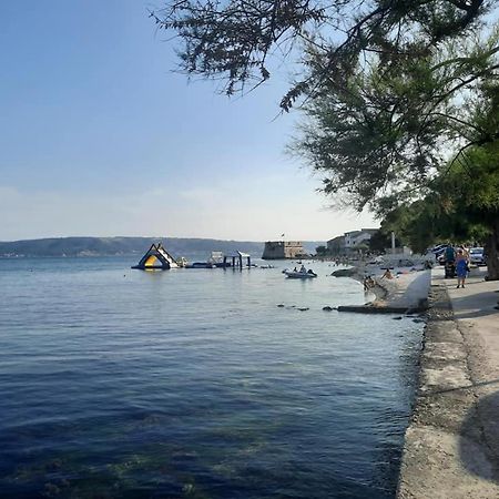 Apartment Drmic Kaštela Kültér fotó