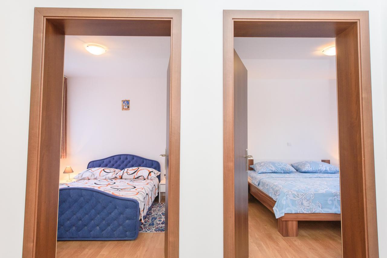 Apartment Drmic Kaštela Kültér fotó